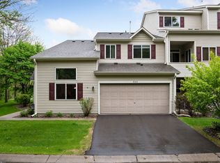 9164 Comstock Ln N, Maple Grove, MN 55311