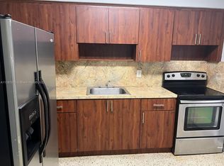 11446 SW 1st St, Miami, FL 33174