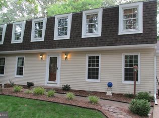 15907 Fairway Dr, Dumfries, VA 22025