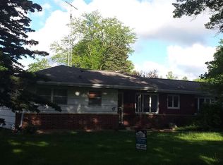 1916 1st Ave NW, Waverly, IA 50677