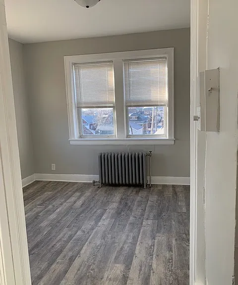 1923-1923 Clark Ave #11 — Photo 14