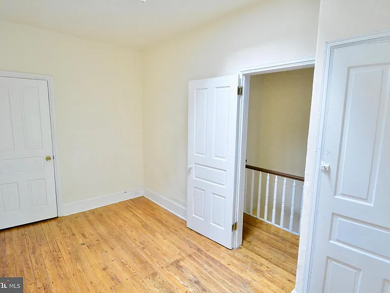 3690 Eveline St — Photo 18