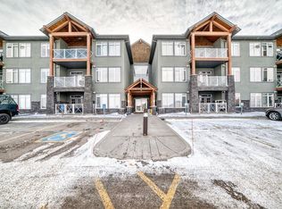 1005 A NE Westmount Dr #107, Strathmore, AB T1P 0C3