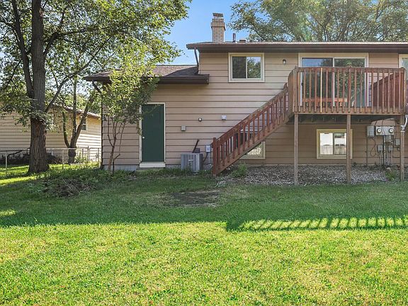 4th image of 718 Bickley Ct