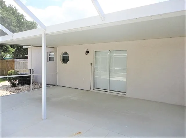 6203 Venezia Pl — Photo 11