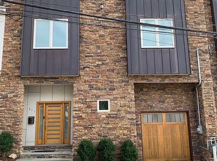 211 Roxborough Ave, Philadelphia, PA 19128