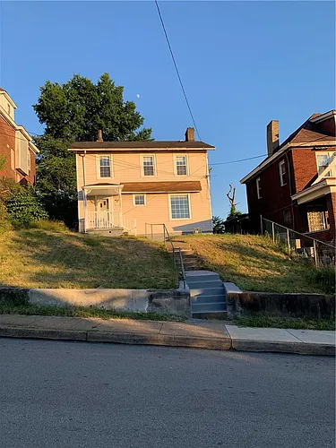 160 Hazelwood Ave Photo 1