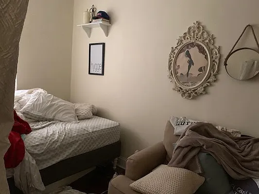 Rented by Salon Realty Corp | media 27