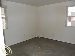 4th image of 9515 Bonnie Briar Dr