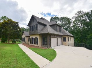707 Saint Andrews Pkwy, Oneonta, AL 35121