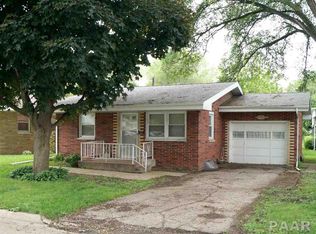 528 N 10th Ave, Canton, IL 61520