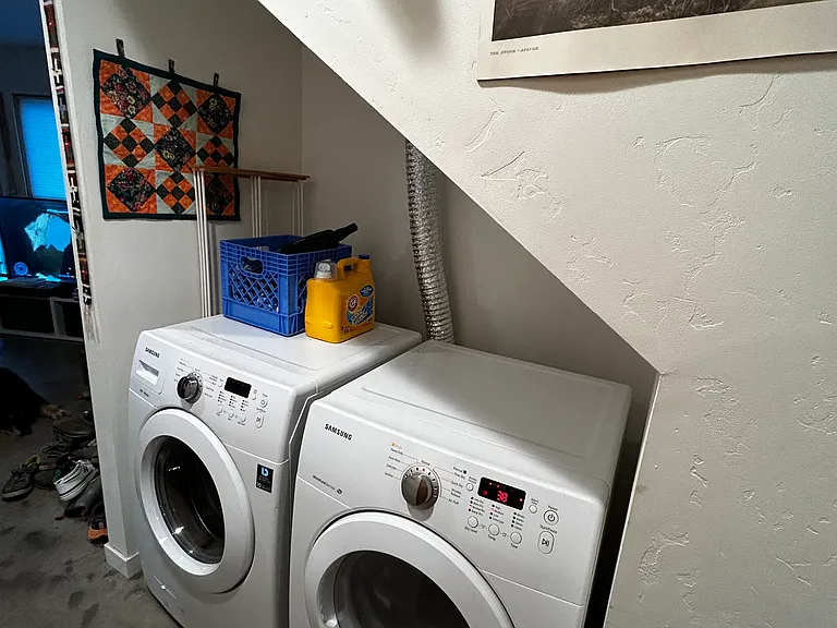 535 E 9th Ave #B — Photo 6