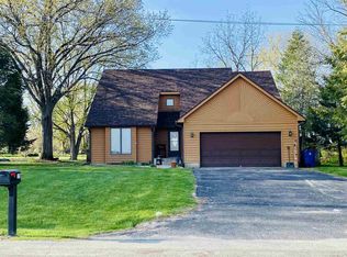 515 W Upper St, Cambridge, IL 61238