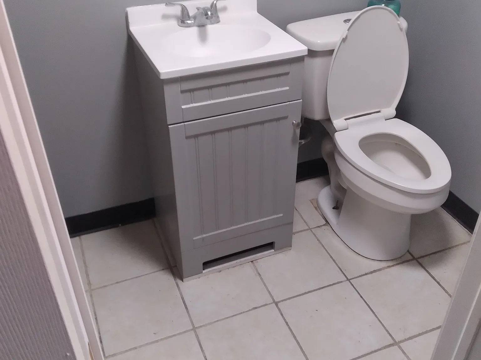 1343 Eldorn Dr - Unit... — Photo 2
