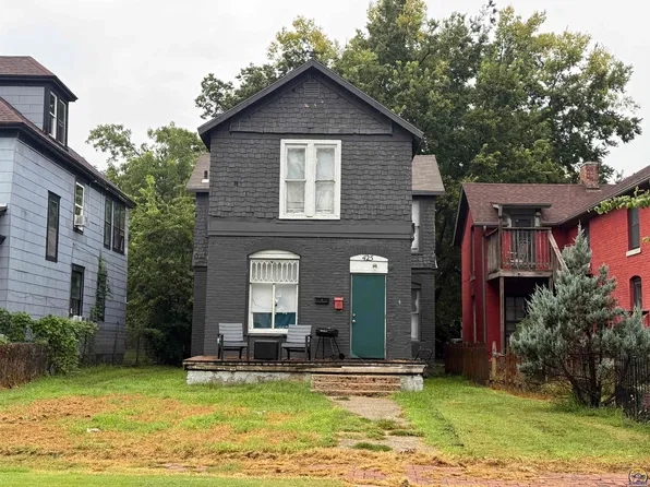 425 SW Taylor St, Topeka, KS 66603