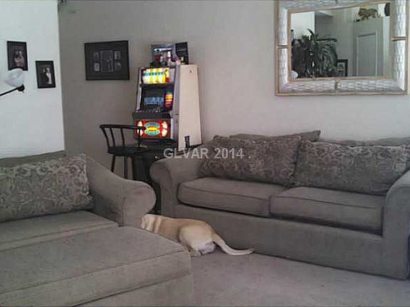 4th image of 7045 Sawtooth Dr