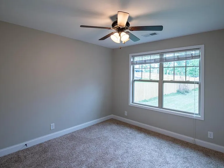 1126 Garrettsburg Rd — Photo 12