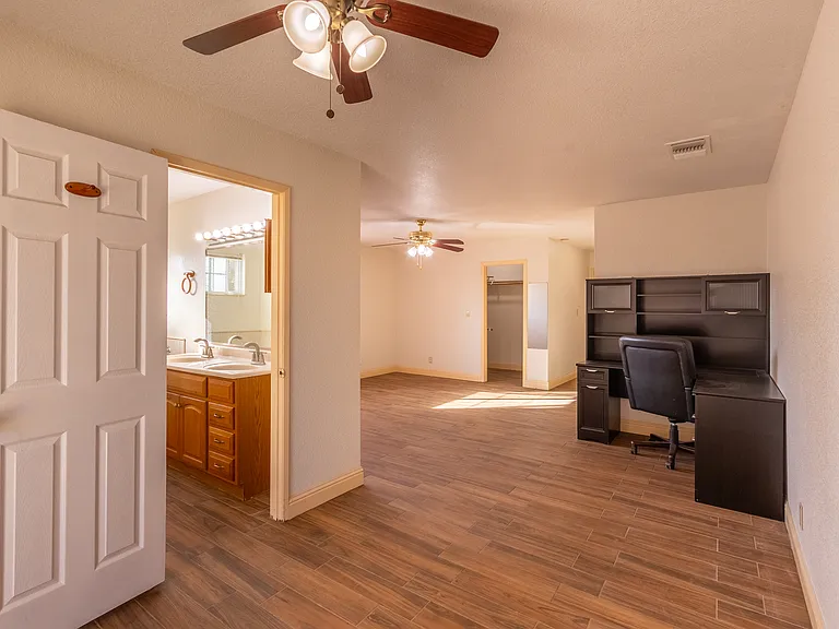 5500 Sunset Oak Ct — Photo 30