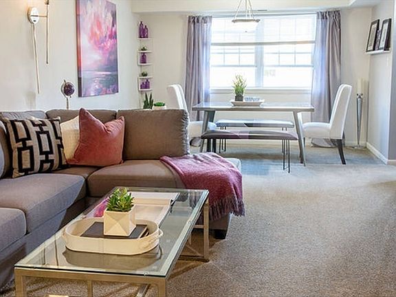 oakridge-living-room-2