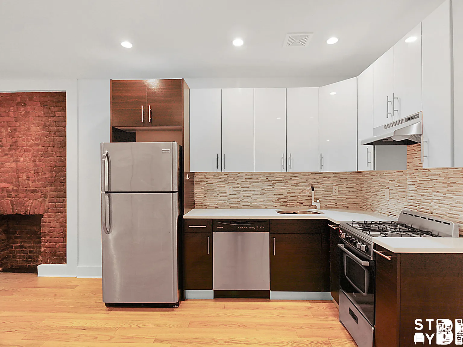 23 Halsey Street — Photo 3