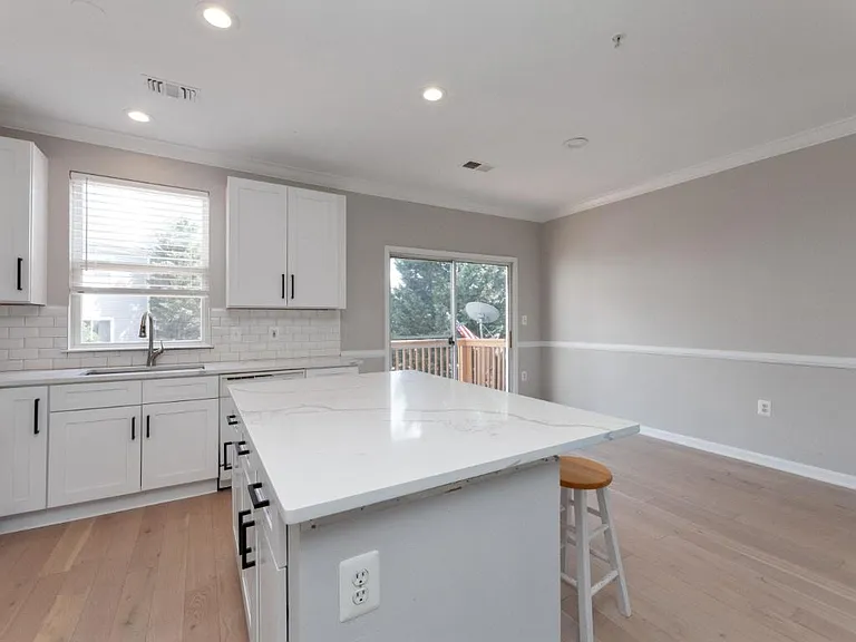 21807 Petworth Ct — Photo 19