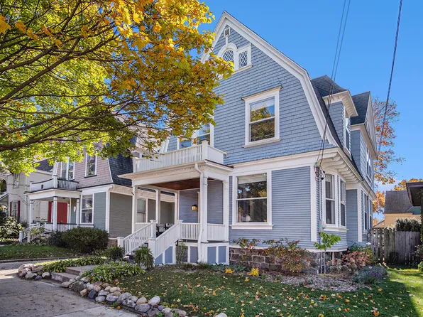 708 Cherry St SE, Grand Rapids, MI 49503