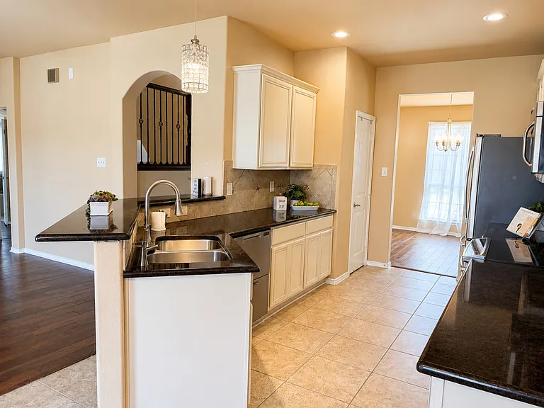 1009 Cheyenne Dr — Photo 11