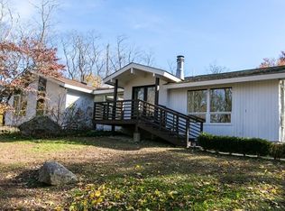 426 Strawberry Hill Rd, Concord, MA 01742