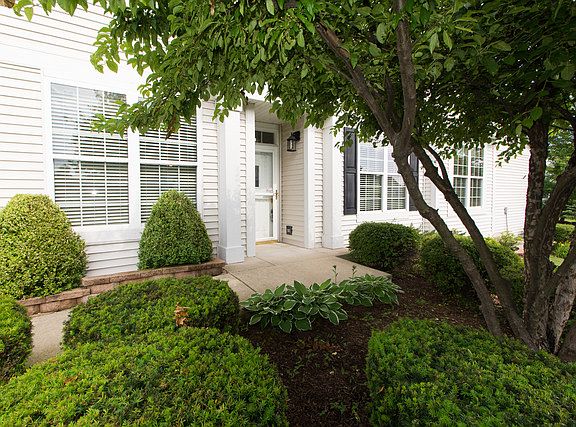 2nd image of 373 Woodhill Dr