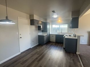 2710 Villa Dr, Merced, CA 95340