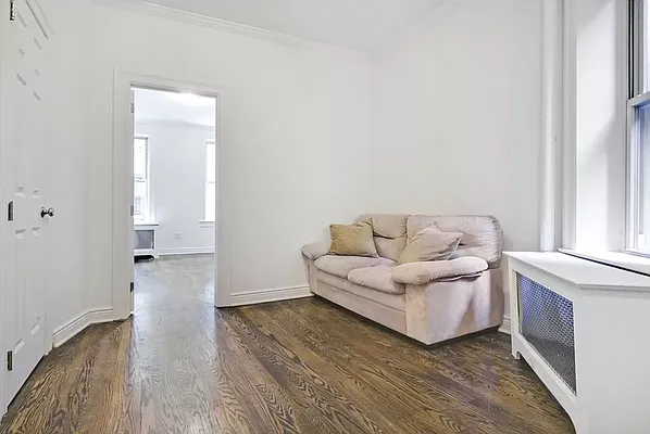 Rented by Living New York | media 4