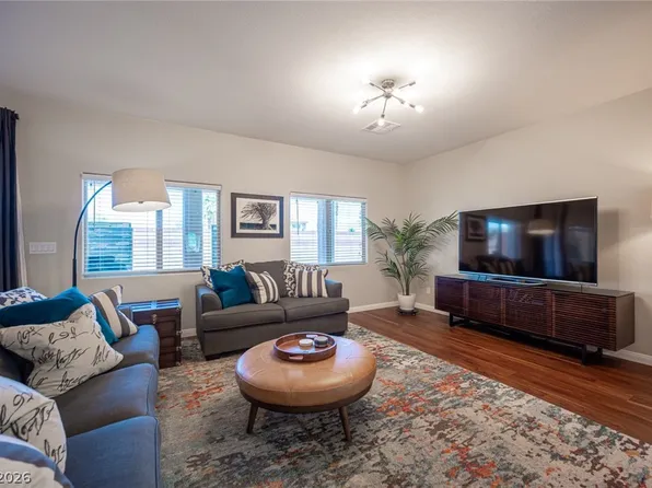 9226 Apollo Heights Ave, Las Vegas, NV 89149