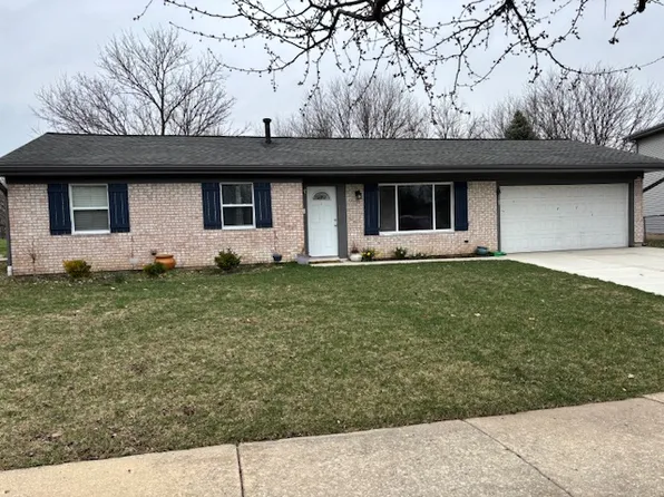 3930 Greenbay Dr, Hanover Park, IL 60133