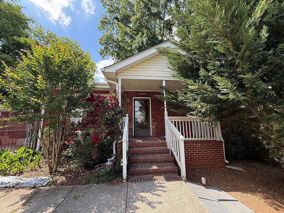 1st image of 2605 Grimes St