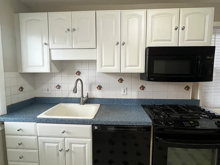 272 Norwalk Ave — Photo 20