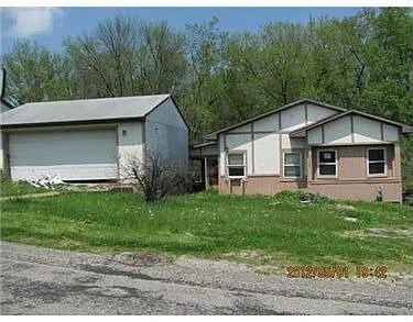 270 Vogliano St photo 1