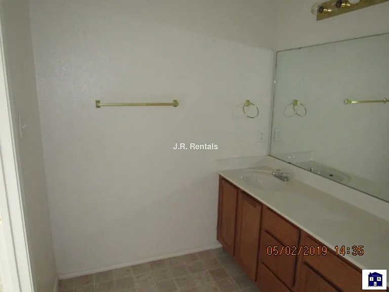 3909 Deputy Dr — Photo 41