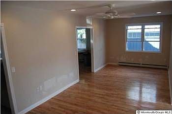 2nd image of 260 Broad St