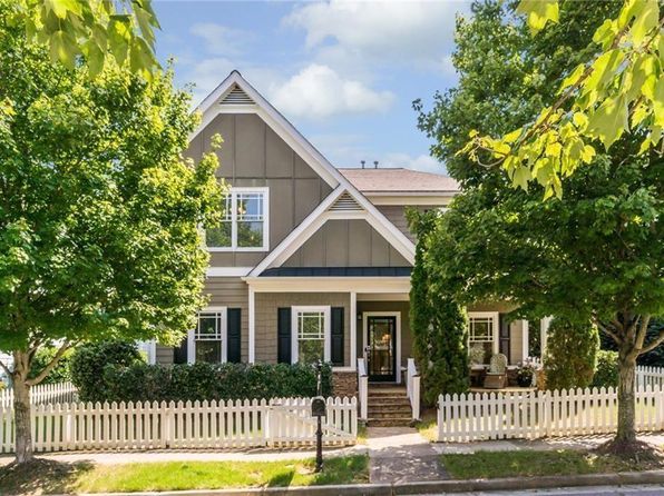 1677 Barfield Run NW