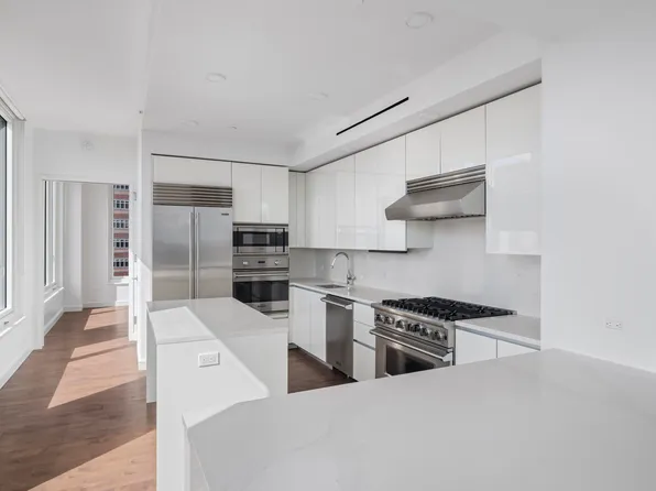 232 East 54th Street image 22 of 48