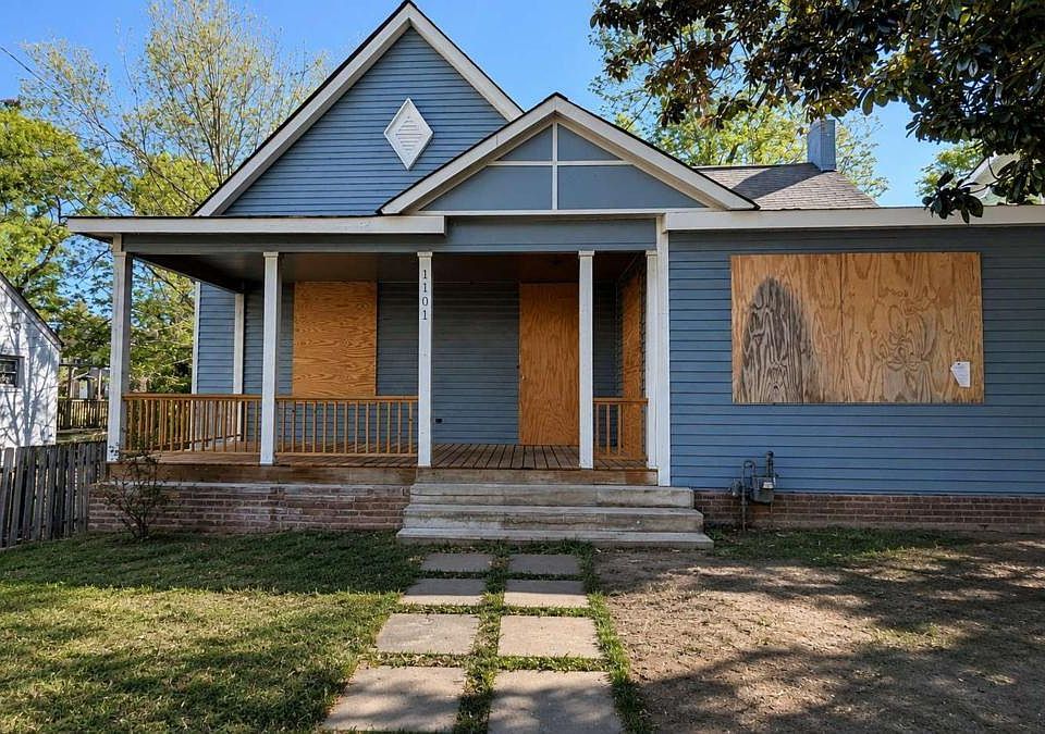 1st image of 1101 Arlington Ave SW