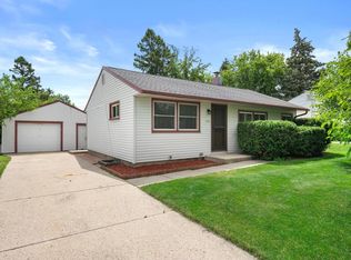 4366 S 72nd St, Greenfield, WI 53220