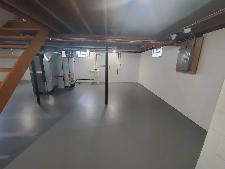 149 Fernald Ave — Photo 36
