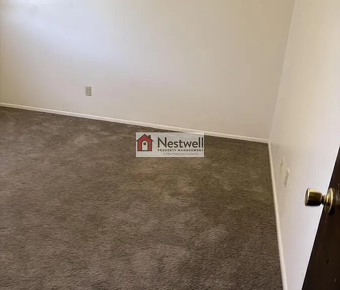 230 W Center St #14 — Photo 14