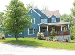 18 Oakwood Dr, South Portland, ME 04106