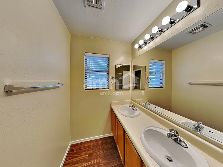 18522 W Legend Dr — Photo 18