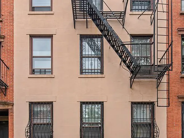140 Hoyt St, Brooklyn, NY 11217