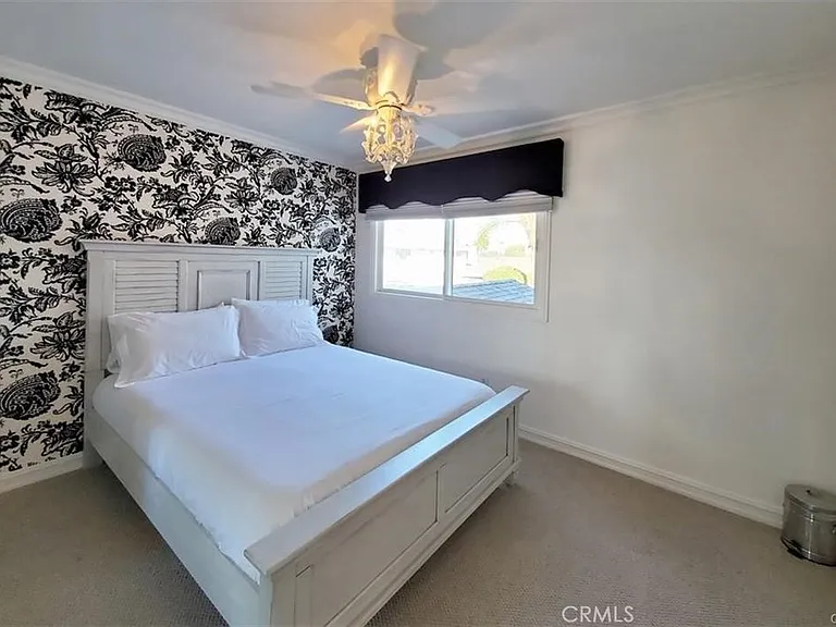 18684 Santa Ramona St — Photo 12