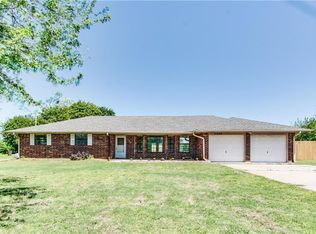 11233 E Wilshire Blvd, Spencer, OK 73084