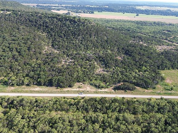 3rd image of 194 Plesant Valley Rd